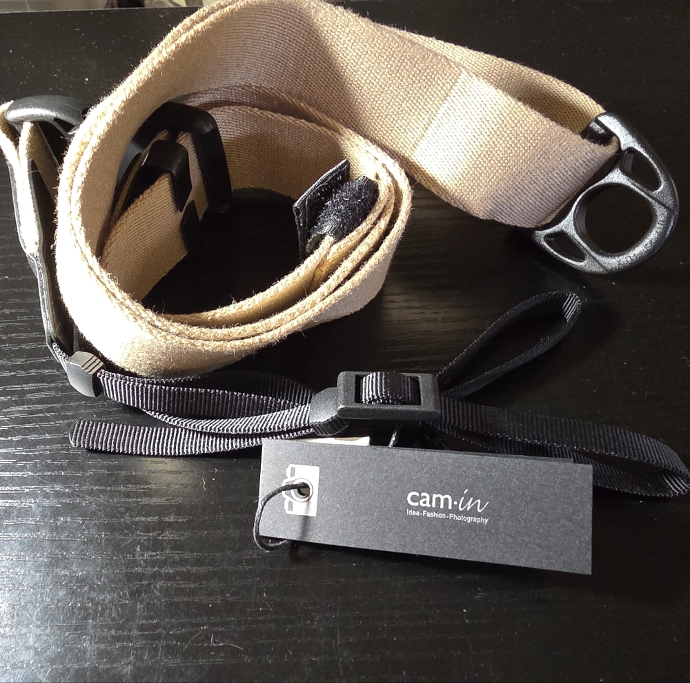 Cam-In Camera Strap NWT Tan Cream Beige